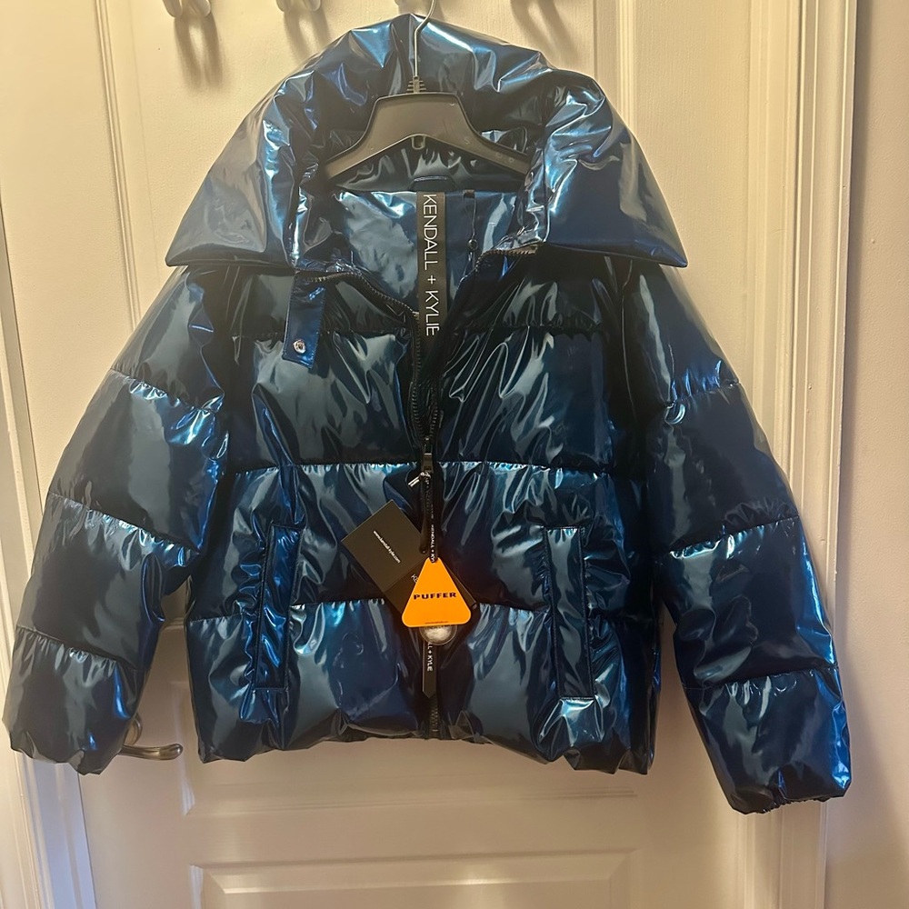 NWT Kendall & Kylie Shiny Metallic Blue Women’s Puffer Jacket